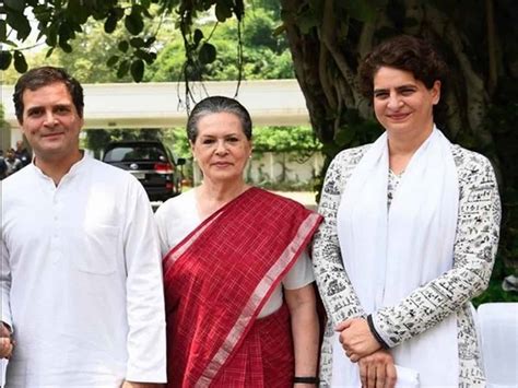 Karnataka polls: Sonia Gandhi to join Rahul, Priyanka to bolster campaign