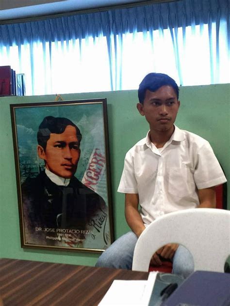 VIRAL: PHOTO OF JOSE RIZAL LOOK ALIKE? WHO'S THIS GUY? ~ PINOY REFRESHER