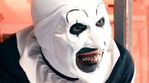 What Terrifier 2's Art The Clown Really Looks Like Out Of Costume