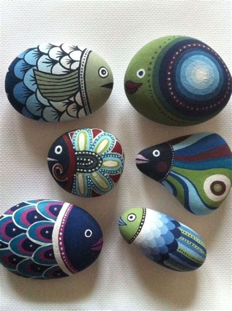 Med Tech. Запись со стены. | Rock crafts, Rock painting patterns ...