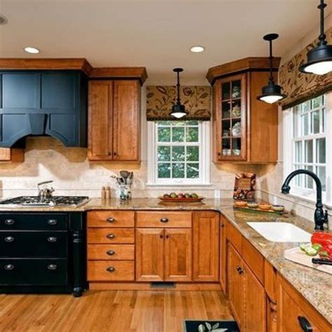 7 Paint Colors For Optimum Kitchen Visuals With Oak Cabinets - Home ...