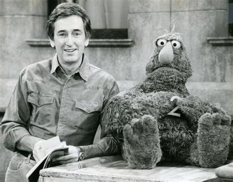 Bob McGrath, original 'Sesame Street' cast member, dies at 90