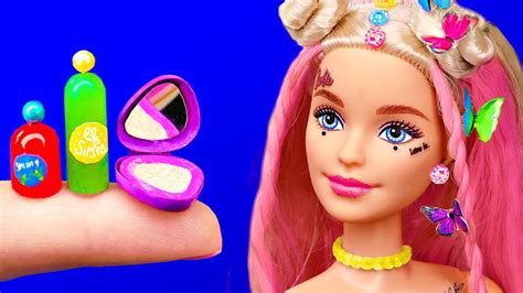 21 DIY Barbie Hacks 〜 DIY Miniature Phones, Boots, Bags, Cosmetics and ...