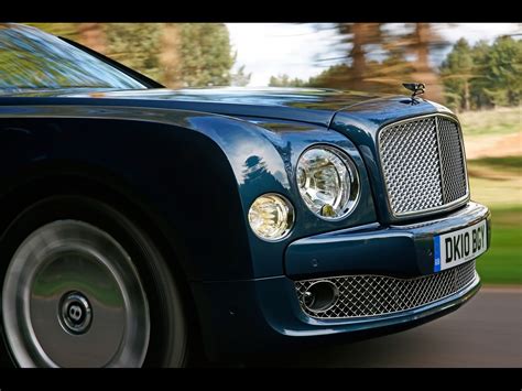 BENTLEY MULSANNE - Review and photos