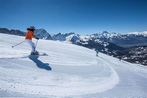 Villars Ski Holidays 2024 & 2025 | Ski Independence