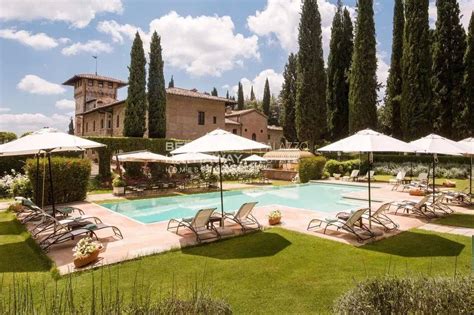 20 room luxury Hotel for sale in San Gimignano, Tuscany - 129603510 ...