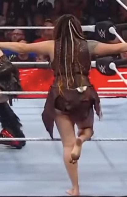 Valhalla/ Sarah Logan : r/WrestleFeetTwo