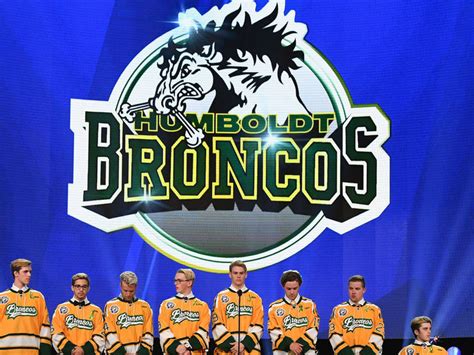 Humboldt Broncos tribute moved online | theScore.com