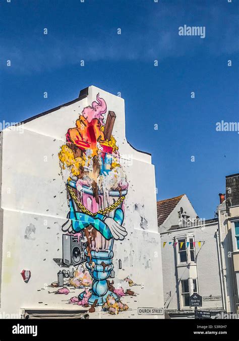 Brighton street art Stock Photo - Alamy