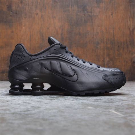 nike men shox r4 black black black