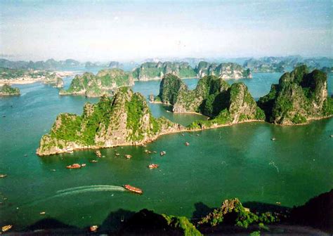 Discover Vietnam: The beauty of Ha Long Bay - Vietnam Visa Services ...