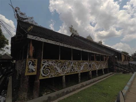 Belajar Mengenal Rumah Adat Lamin Berasal Dari Provinsi - Budayanesia