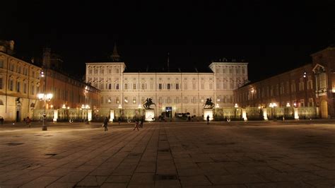 The Royal Palace of Turin, Italy - Traveldigg.com