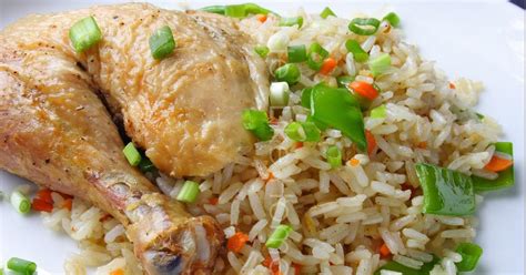 How to prepare Ghanaian fried rice and chicken | Pulse Ghana