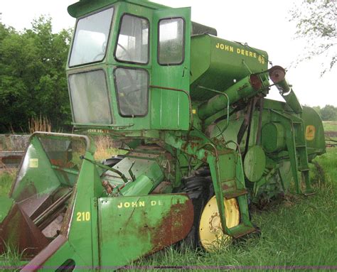 John Deere 45 combine with 210 two-row header in Hillsboro, KS | Item ...