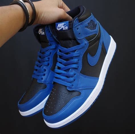 Air Jordan 1 Dark Marina Blue 555088-404 Release Date - SBD