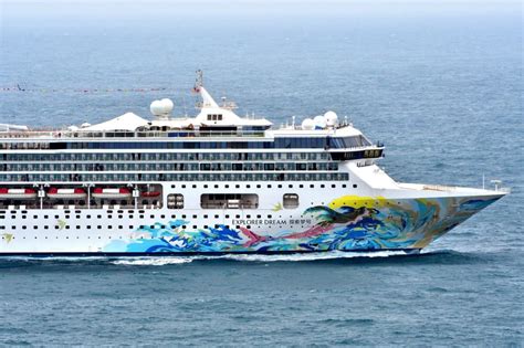 Dream Cruises to help local tourism with end of year sailings - Cruise ...