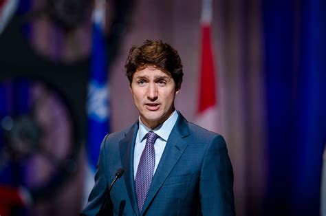 Canada Prime Minister Justin Trudeau Aims to Restore Ruling Majority on ...