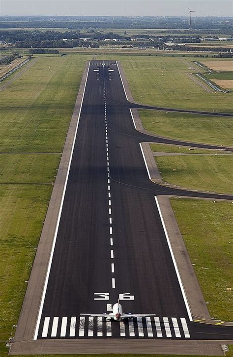 Airport Runways - Requirements and Regulations