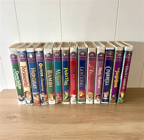 60 Disney VHS Movie lot & Grinch - ayanawebzine.com