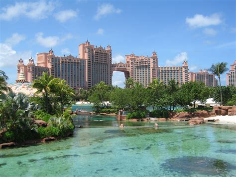 Atlantis , Paradise Island | Atlantis bahamas, Vacation locations ...