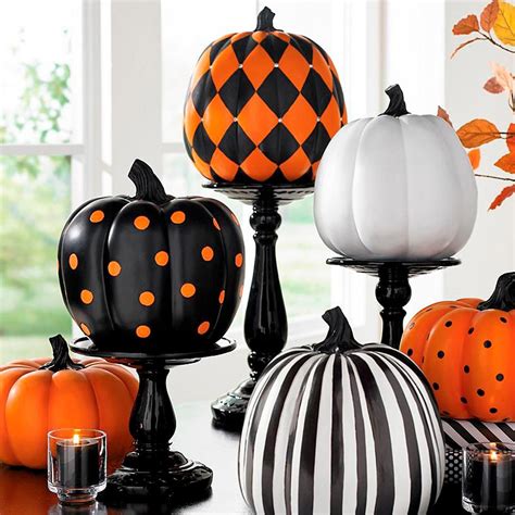 16 Crazy Painted Pumpkins You Need to See | Taste of Home