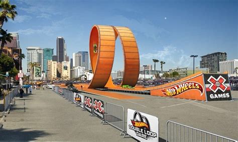 Hot wheels: Engineers create 60ft double loop ramp which drivers will ...