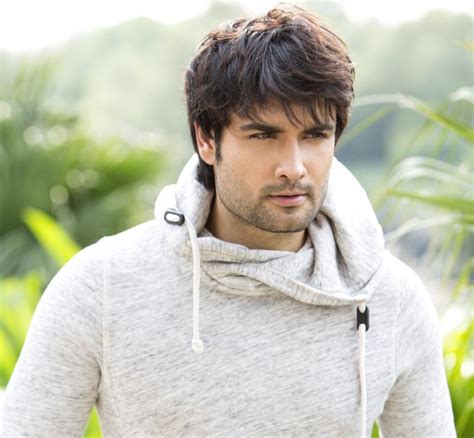 Sources confirmed of Vivian Dsena quitting Shakti. - JustShowBiz