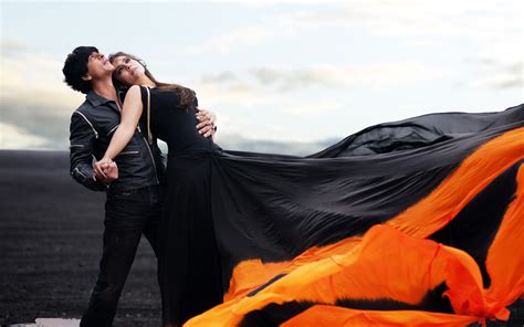 Shah Rukh Kajol Dilwale Song Gerua Wallpapers | HD Wallpapers | ID #16435