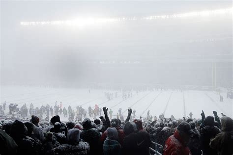 NFL Players Plow Through Snowy Football Fields | TIME.com