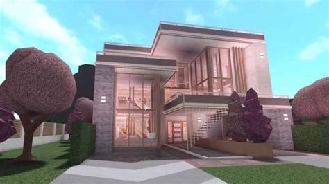 The 5 best Roblox Bloxburg house ideas | GamerTweak | Ideias de casas ...