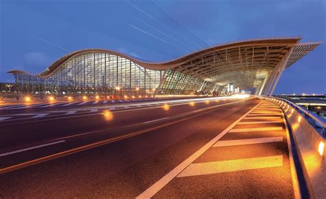 Shanghai Pudong International Airport - Landrum & Brown Incorporated