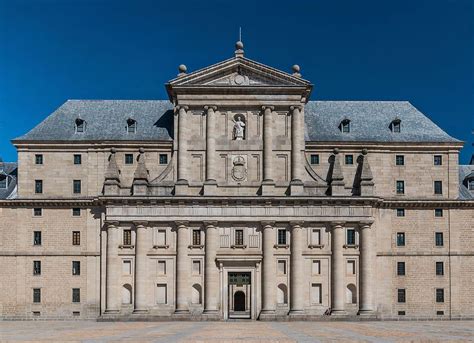 El Escorial | El escorial, Spanish architecture, Building