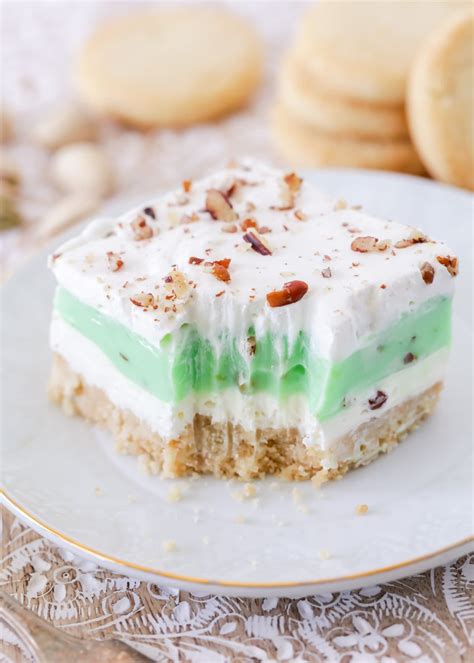 Layered Pistachio Dessert | Lil' Luna