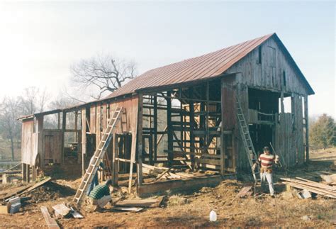 Restoring an old barn... part 3 - Handmade Houses... with Noah Bradley