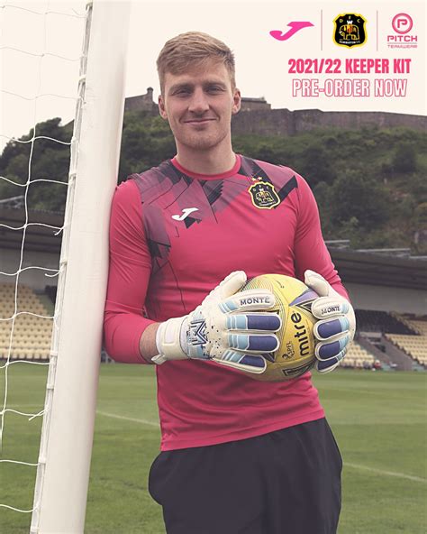 Dumbarton FC 2021-22 GK Kit