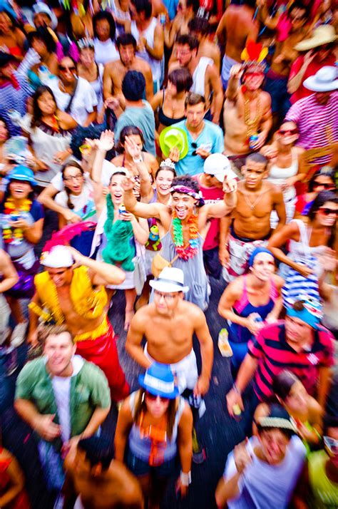 Carnaval de Rua on Behance