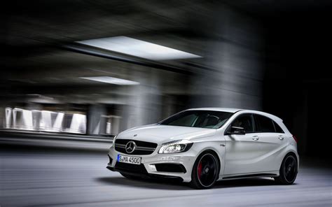 White Mercedes Benz 5 Door hatchback HD wallpaper | Wallpaper Flare