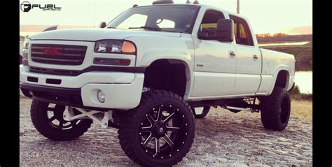 Car | GMC Sierra 1500 on Fuel 2-Piece Maverick - D262 Wheels ...