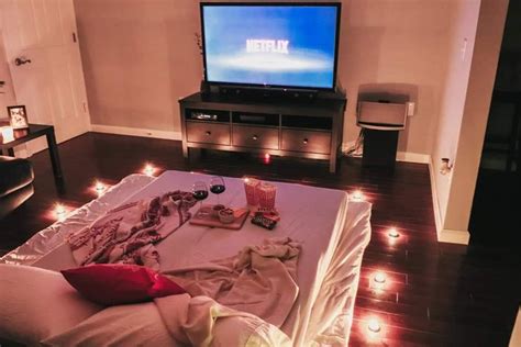 Netflix and chill | Diy movie night, Romantic date night ideas, Indoor ...