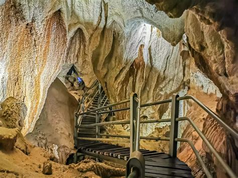 What’s inside the Sarawak Chamber, world's largest cave chamber ...