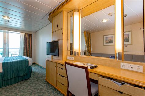 Balcony Cabin on Royal Caribbean Mariner of the Seas Cruise Ship ...