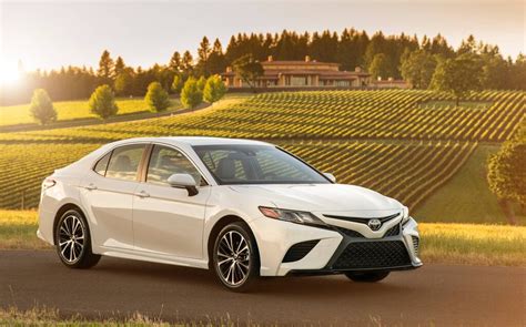 2022 Toyota Camry XSE Hybrid Price & Specifications - The Car Guide