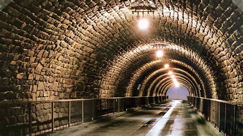 Landslide chaos at Europe's Alpine Tunnel strains Italy to France ...