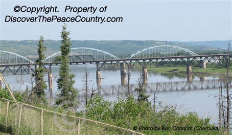 Peace River, Alberta - photo of Peace River Bridge