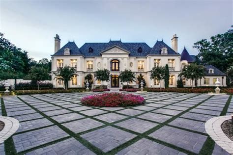 Curb Appeal: French Chateau in Dallas | French chateau style homes ...