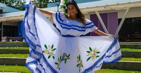 Huipiles Trajes Típicos: Identidad nicaragüense