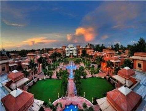 Orient Taj - UPDATED 2018 Prices & Hotel Reviews (Agra, India ...