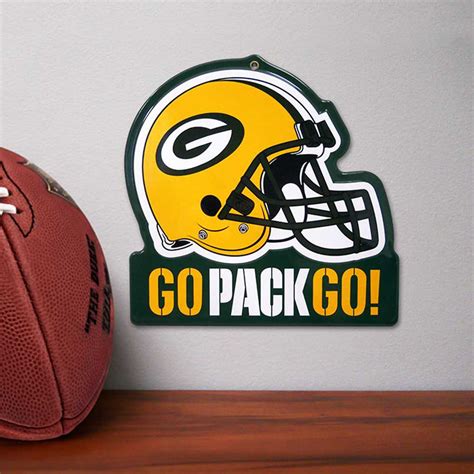 Green Bay Packers Metal Helmet Sign - Mymancave Store