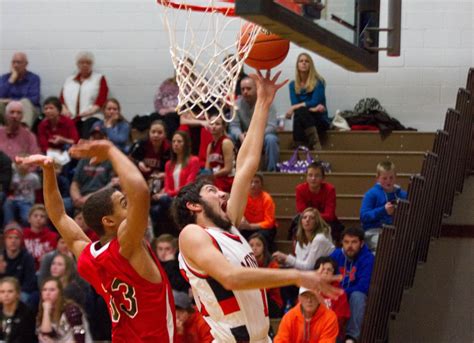 Gillespie basketball reach boys, girls title games in Carlinville